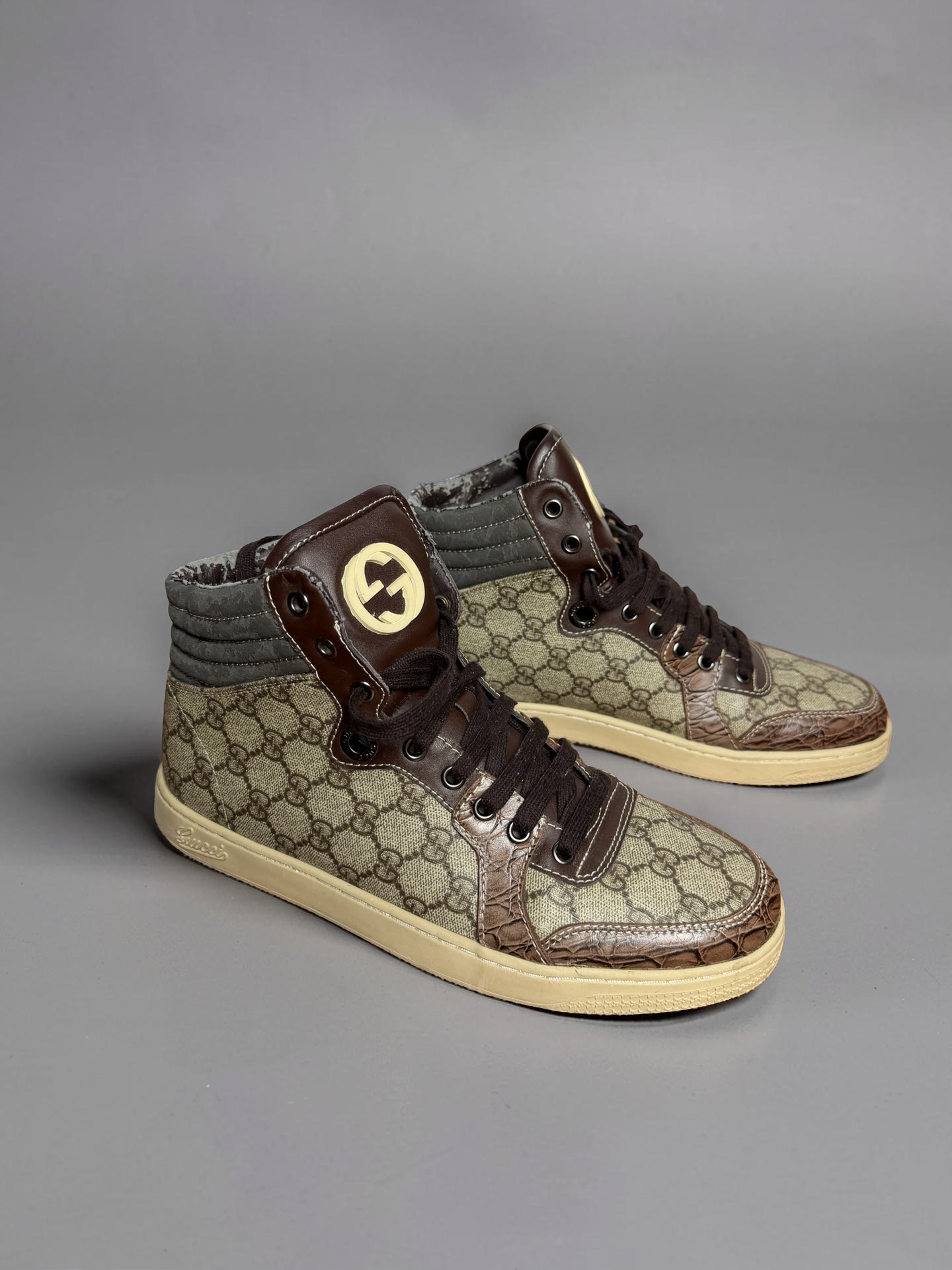 Gucci Monogram high top shoes