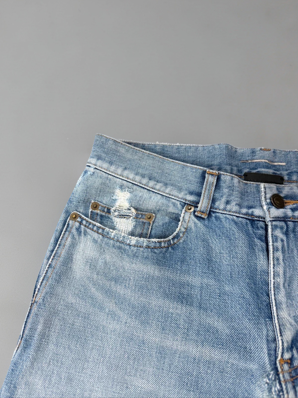 Saint Laurent Crash Jeans