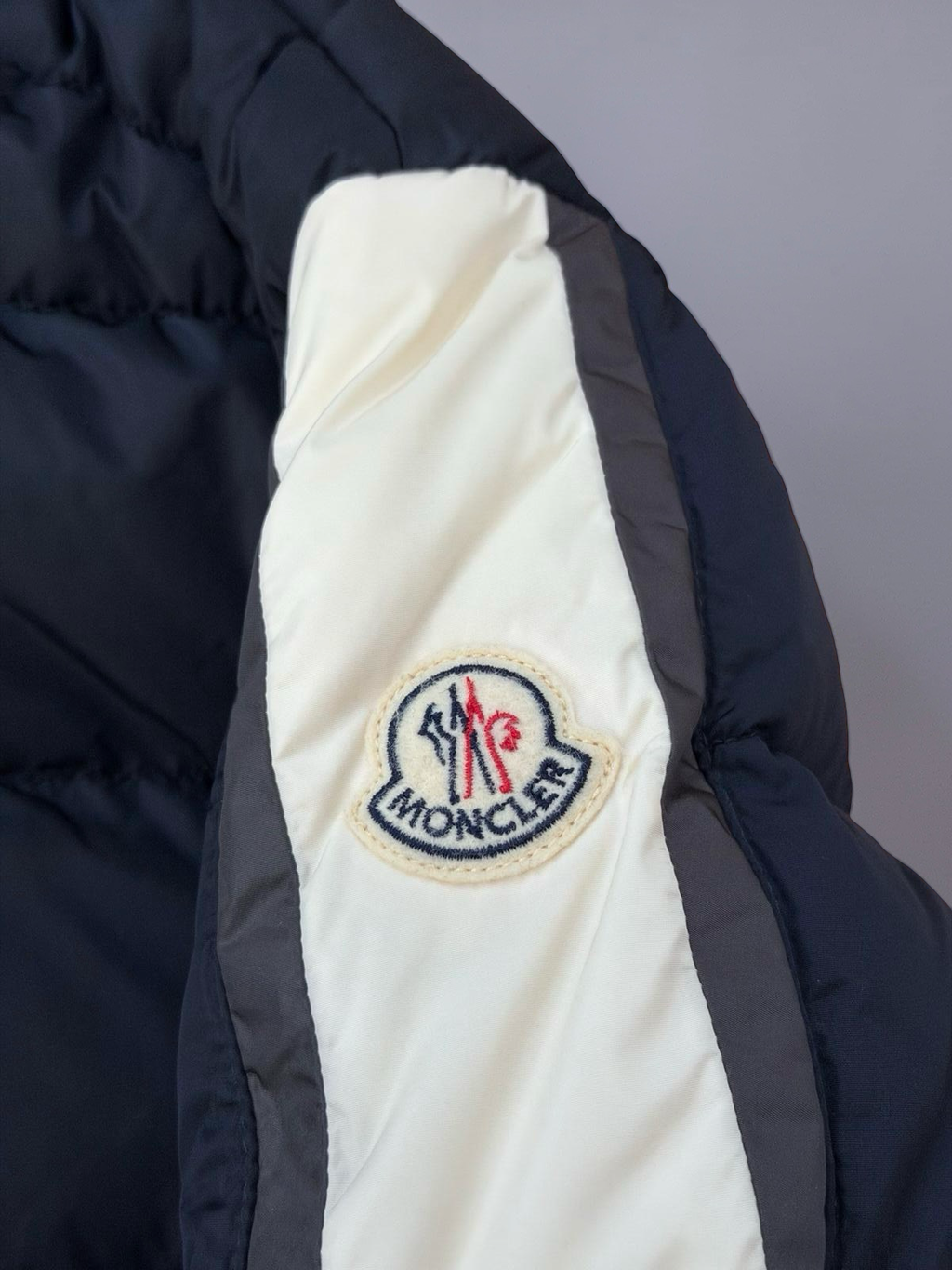 Moncler striped Down puffer jacket