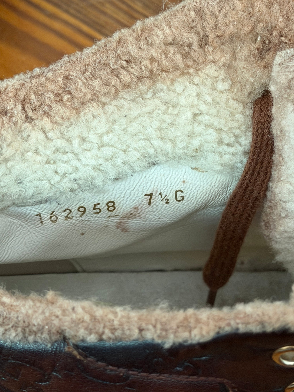 Gucci Monogram High-top Shoes