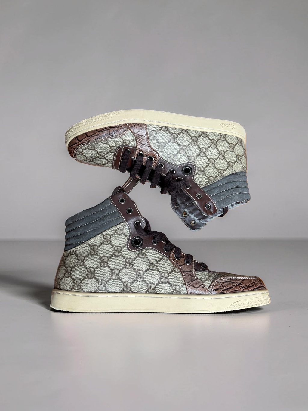 Gucci Monogram high top shoes