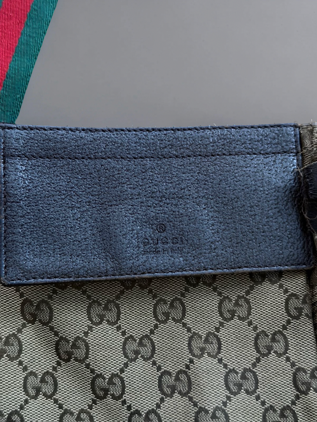 Gucci Monogramm Distressed Belt Bag