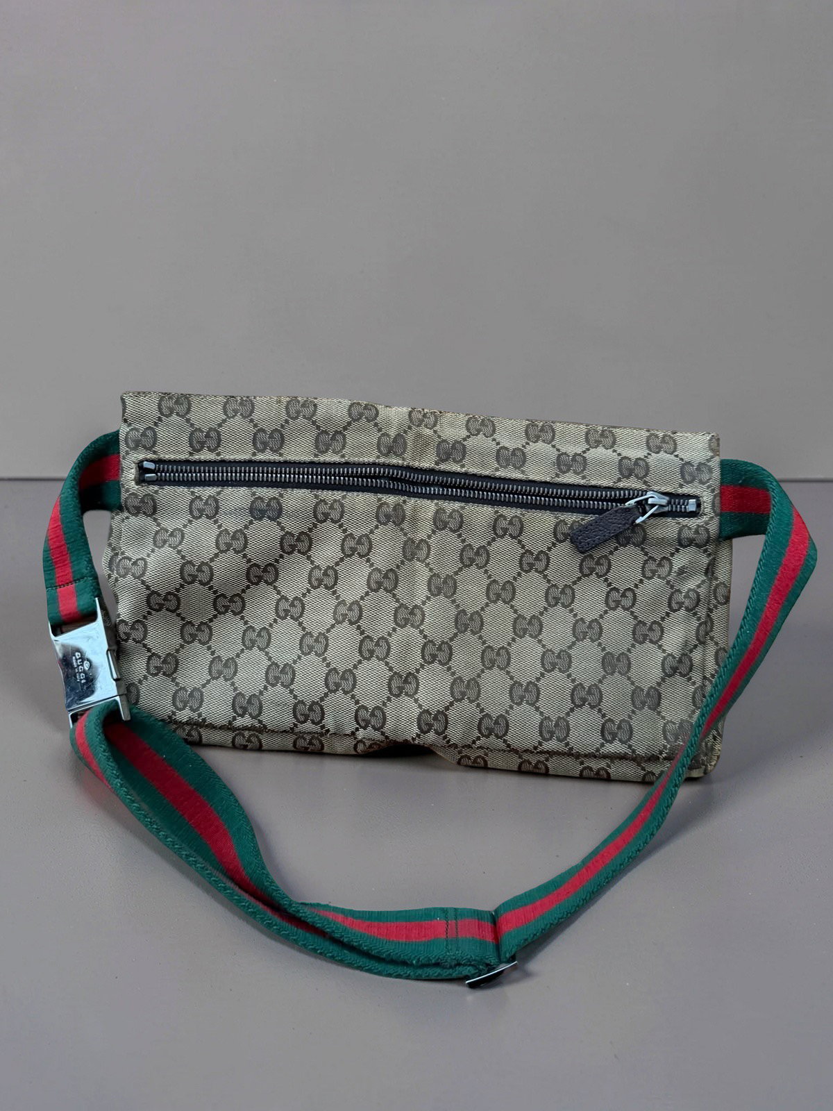 Gucci Monogramm Distressed Belt Bag