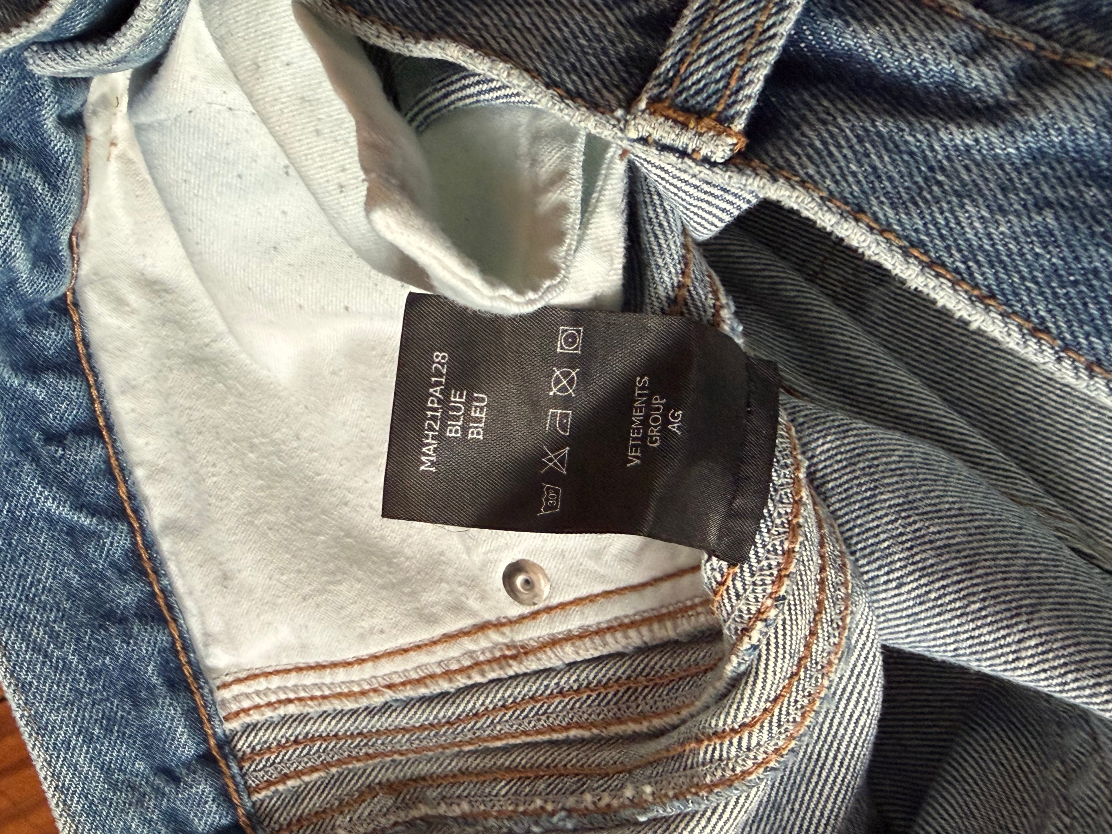 Vetements 3 Stripe Jeans straight baggy fit