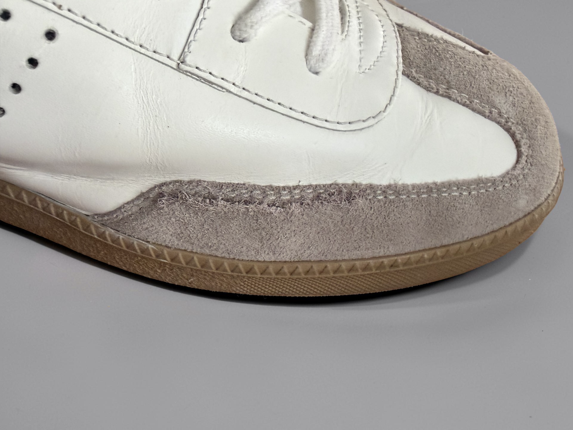 Dior B01 Hightop Sneakers by Kris van Assche