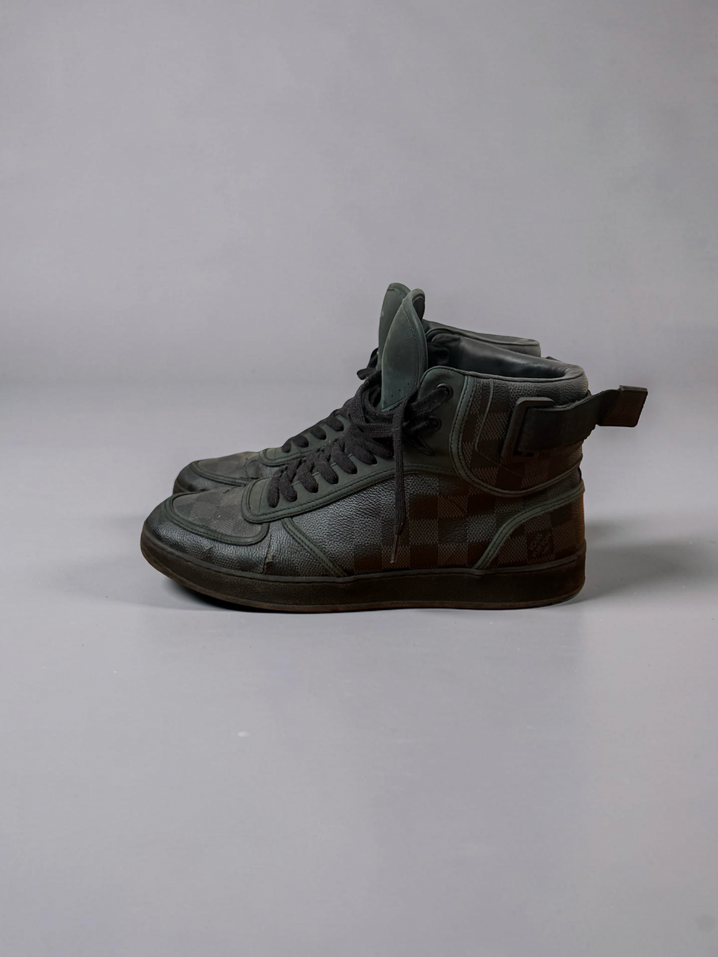 Louis Vuitton Damier Hightop