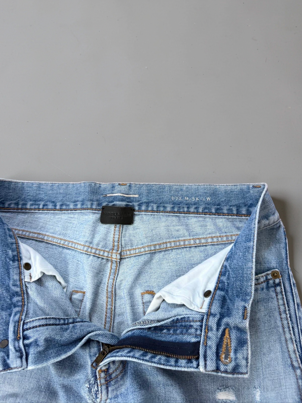 Saint Laurent Crash Jeans